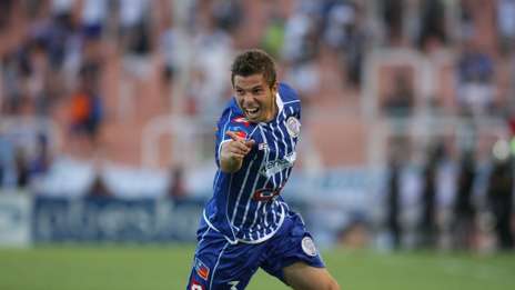 El Tomba venció a Estudiantes y empataron Quilmes-Racing