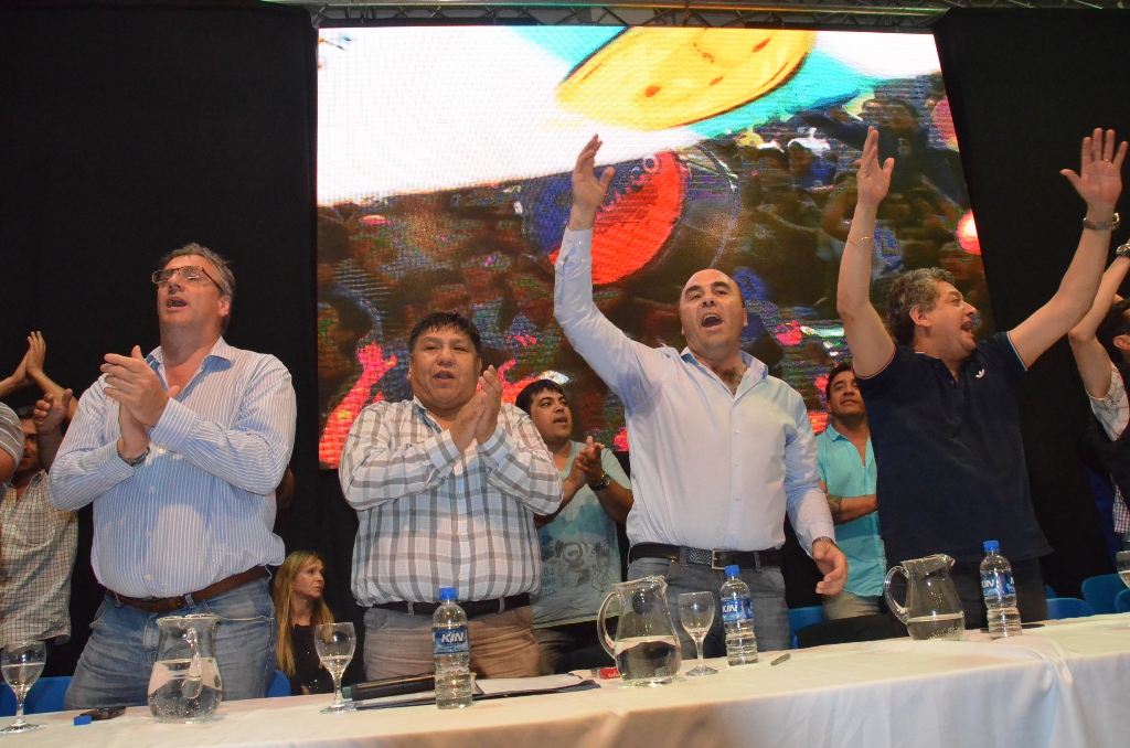 Asamblea petrolera: Ejemplo de democracia sindical