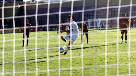 Velez aún sueña y Rafaela despertó de su ilusión