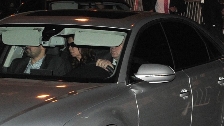 CFK recibió alta neurológica y el lunes definirán su regreso