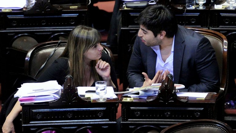 Facundo Moyano deja bloque FpV y se va con Massa