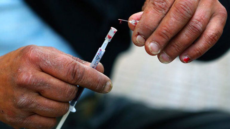 Griegos se autoinfectan con HIV para recibir subsidio