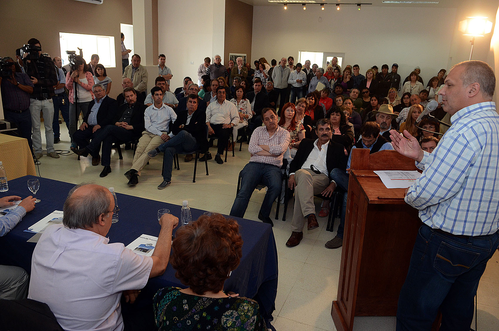 Buzzi abrió sobres para obras pluviales en Km. 3