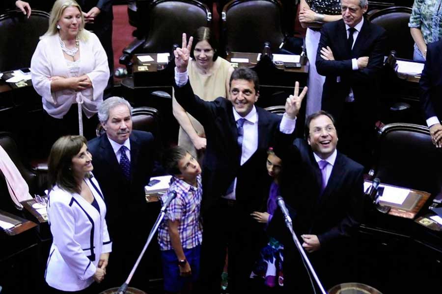 Perlitas y curiosidades de la jura de diputados