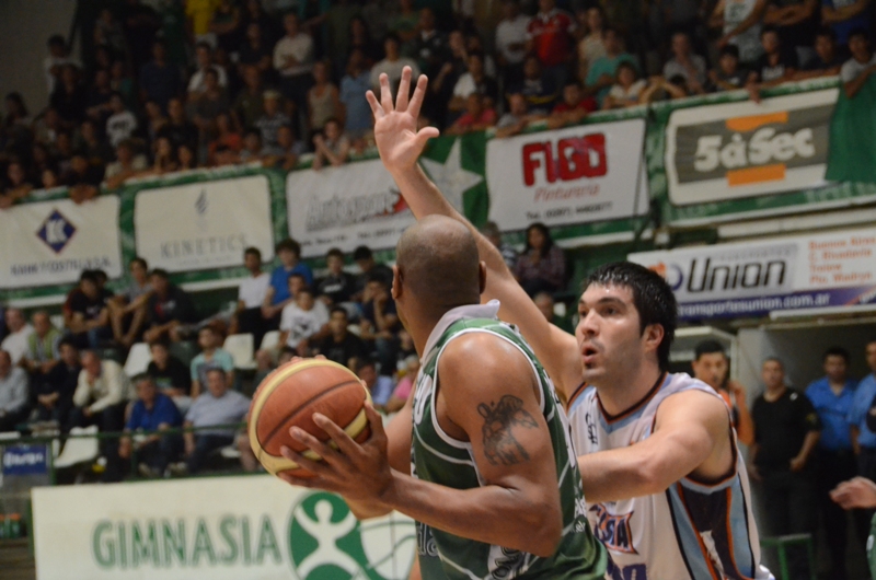 Gimnasia lo dio vuelta en el segundo tiempo
