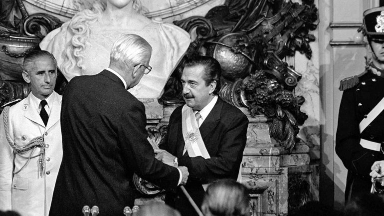 Argentina conmemora 30 años de democracia