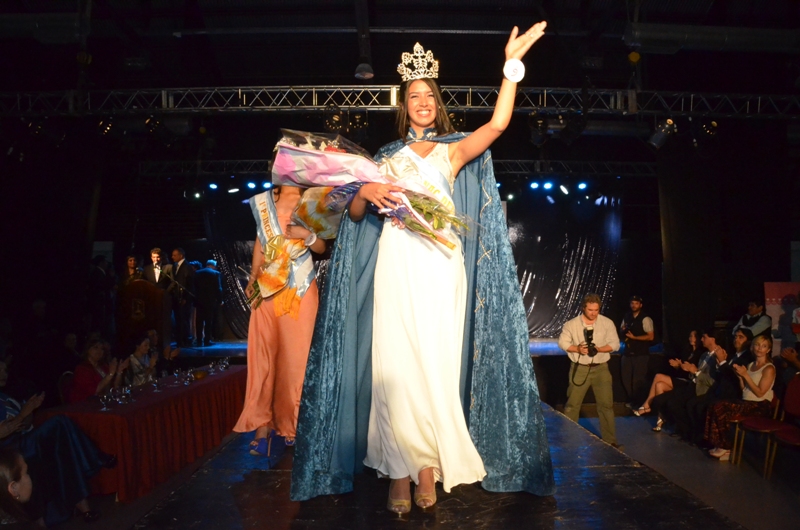 Candela Agorreca es la nueva Reina del Petróleo