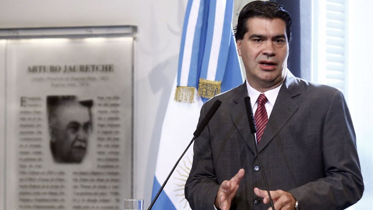 Capitanich: «Investigaremos actores intelectuales de los saqueos”