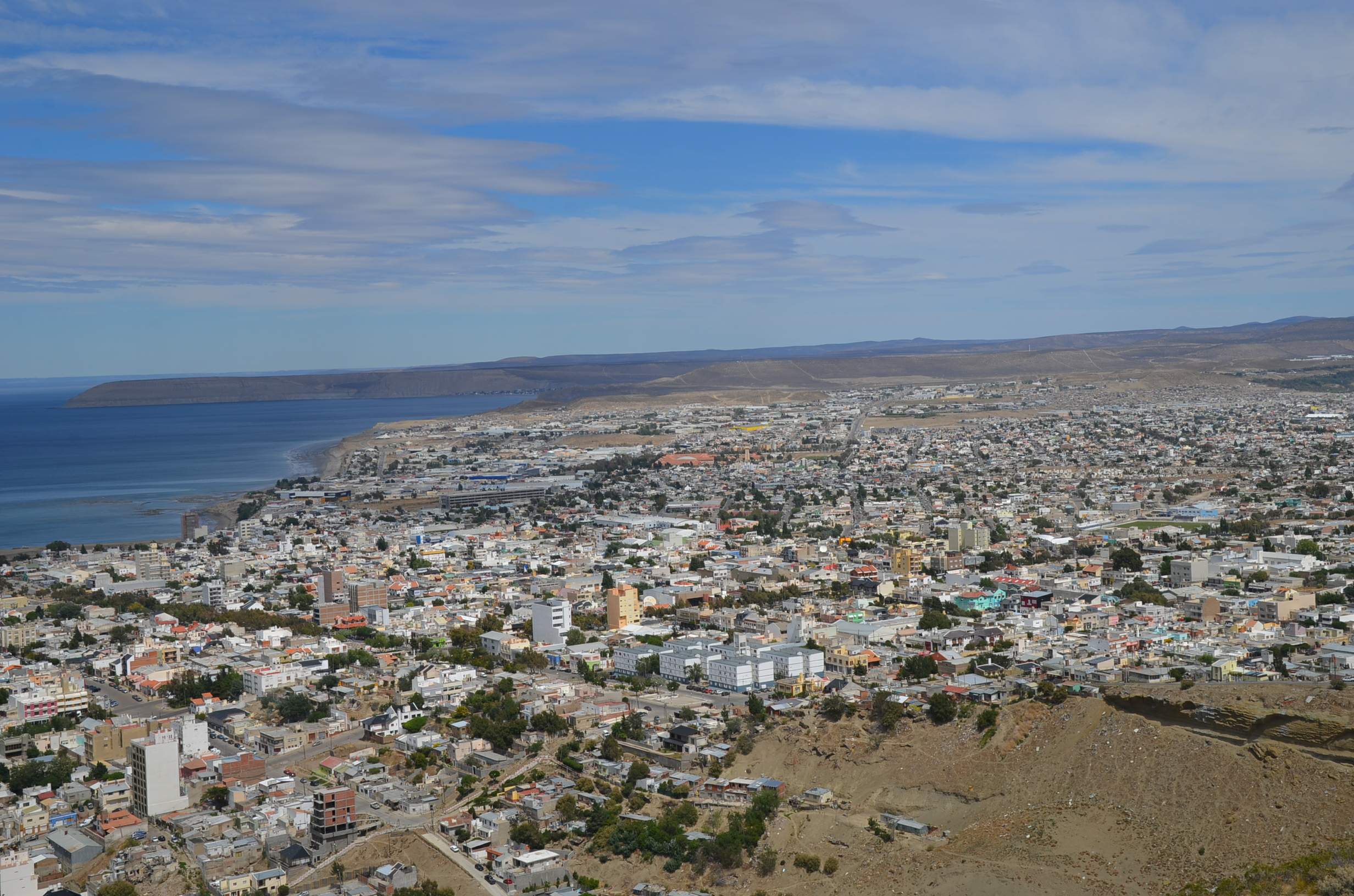 Viento y lloviznas en el horizonte climático local