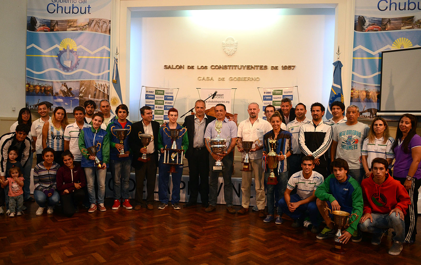 Reciben a los deportistas consagrados en los Juegos de la Araucanía