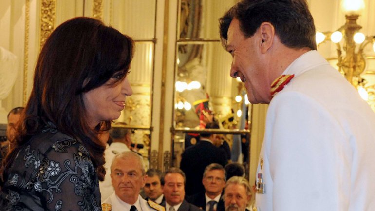 Cristina encabezó la ceremonia de ascenso de Milani