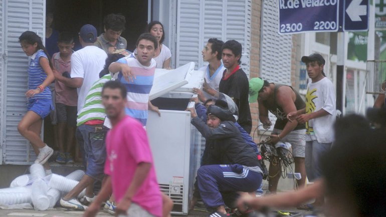 Saqueos: Los muertos ya suman cinco en el interior del país