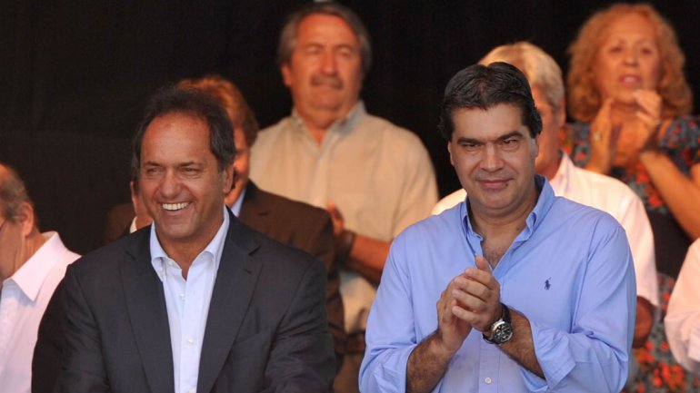 Scioli y Capitanich llamaron a “defender la mesa de los argentinos”