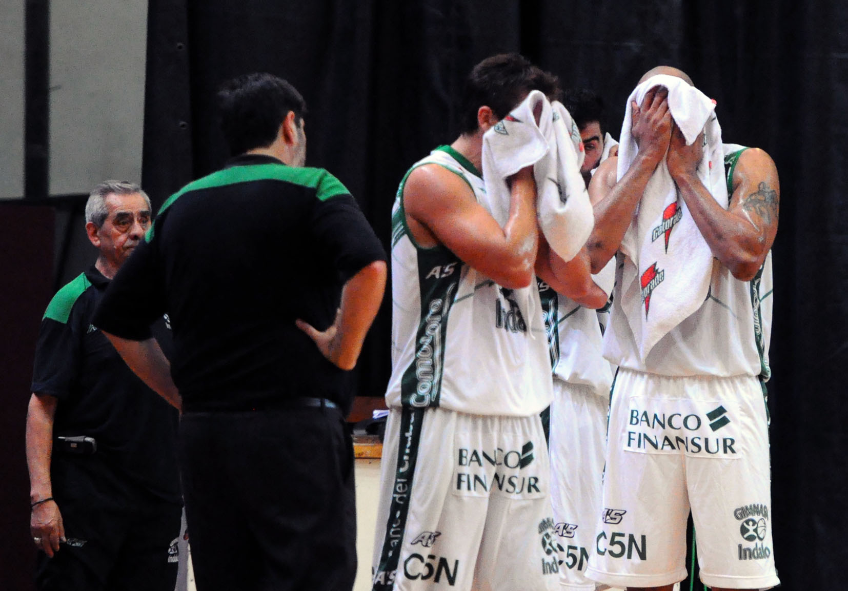 En un “horno”, Gimnasia perdió ante Lanús