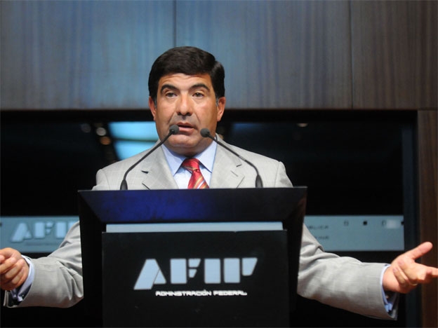 Escandalosas vacaciones de Echegaray