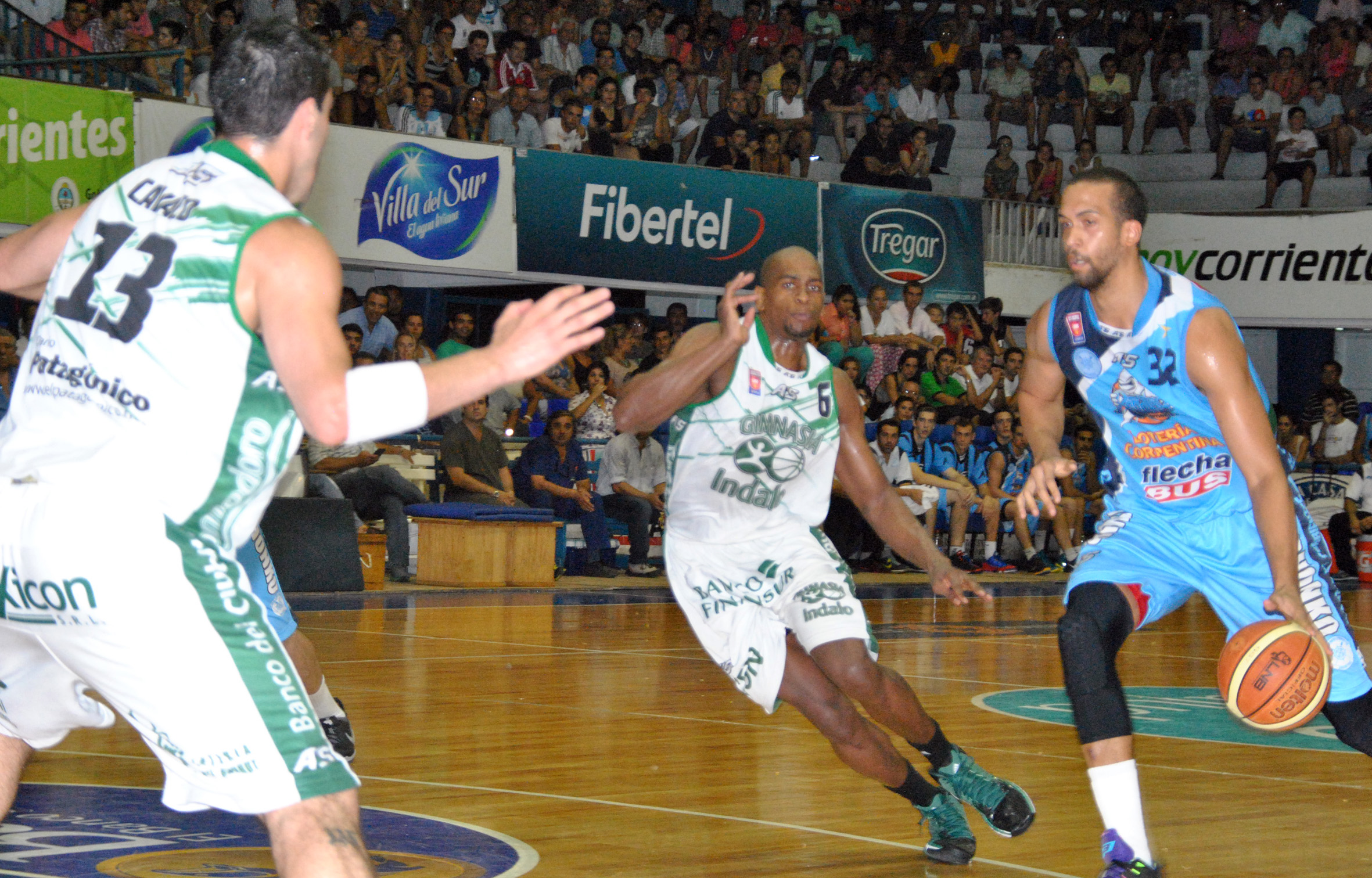 Gimnasia cayó ante el campeón en Corrientes