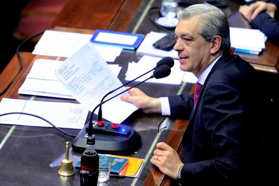 Domínguez propuso mudar la capital al norte del país