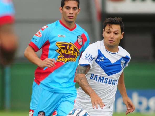 Vélez se impuso a Arsenal en Sarandí