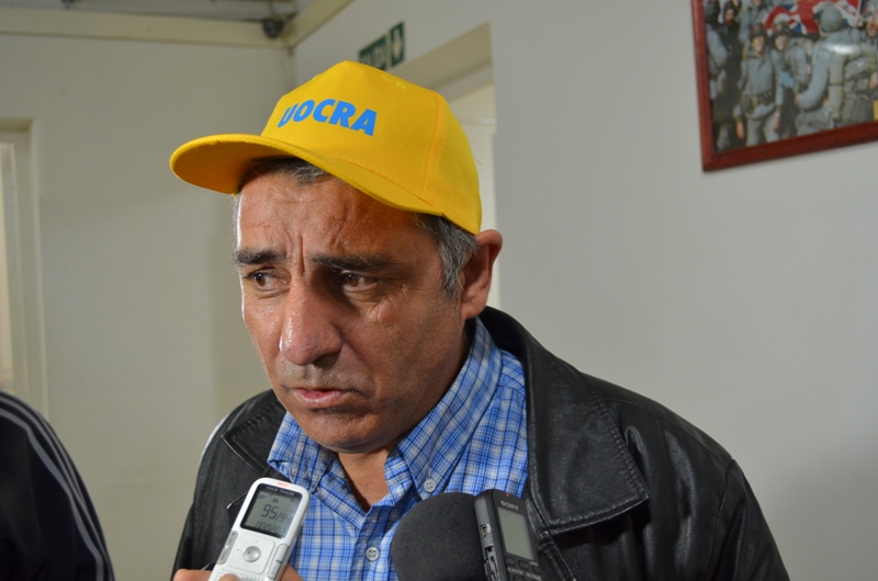 Trabajadores de yacimientos acompañaron a Gortari a la Fiscalía