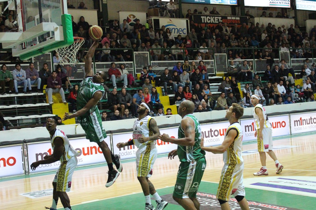 Gimnasia se confió y sufrió, pero terminó ganando