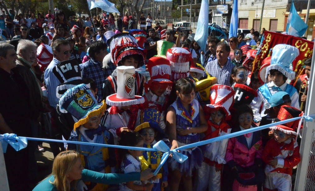 Se reinauguró la plaza de la “Batucada Comodorense”