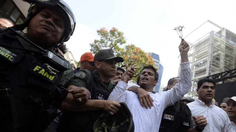 Leopoldo López, arrestado en Caracas