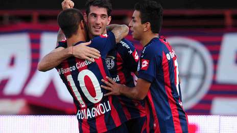 San Lorenzo suma y sigue