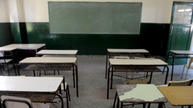 Gobierno reiteró a docentes que puede fijar aumento unilateral