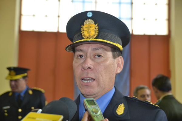 Madryn: 14 policías heridos tras destrozos en el Banco del Chubut