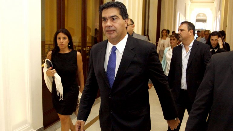 Capitanich renunció, pero Cristina le pidió que siga
