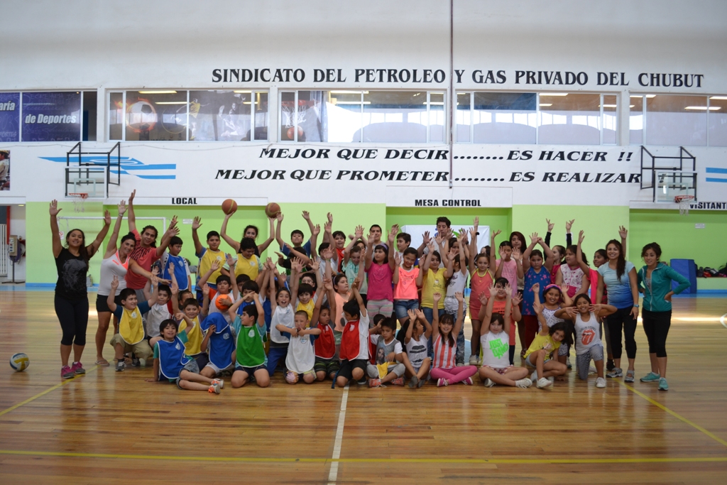 Esta tarde cierran las Colonias de Verano de Petroleros