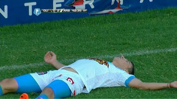 Arsenal le ganó a Olimpo 2 a 0 en Bahía