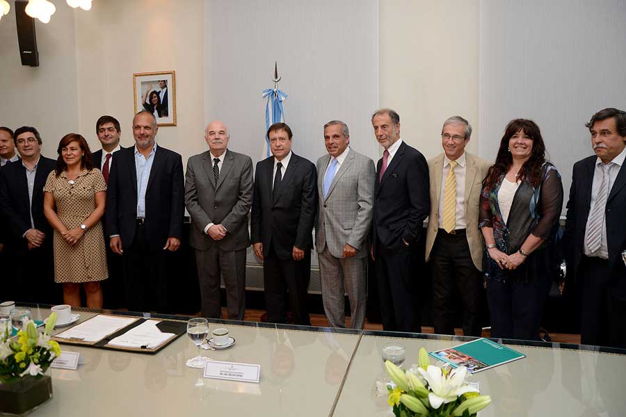 Nación envia 10 millones de dólares para productores chubutenses