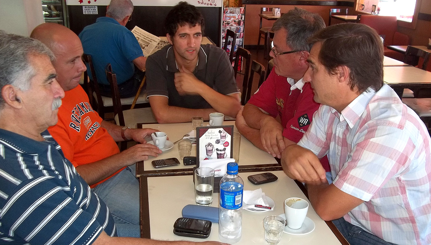 Alpesca: Albornoz dialogó con Sastre