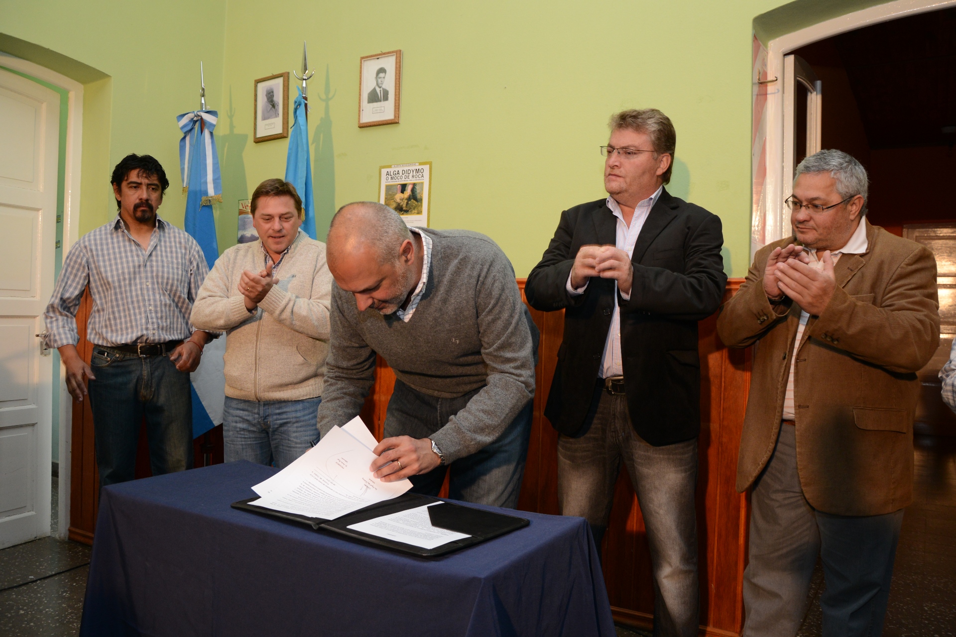 Desde Río Senguer, López destacó el compromiso de Buzzi