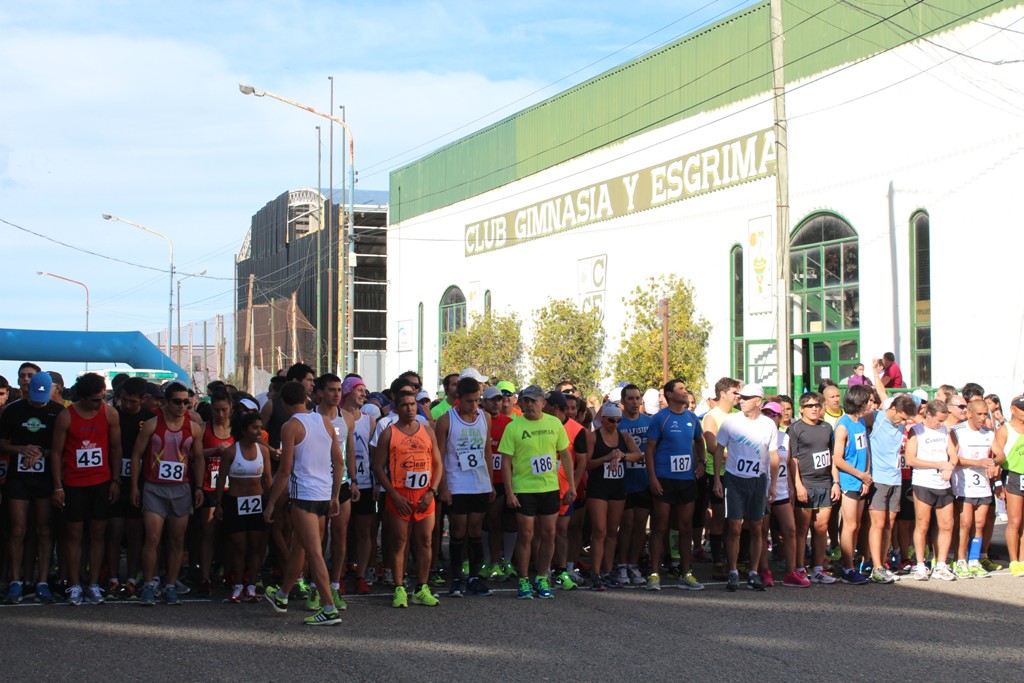 Arbe y Amarillo ganaron la corrida aniversario de Gimnasia