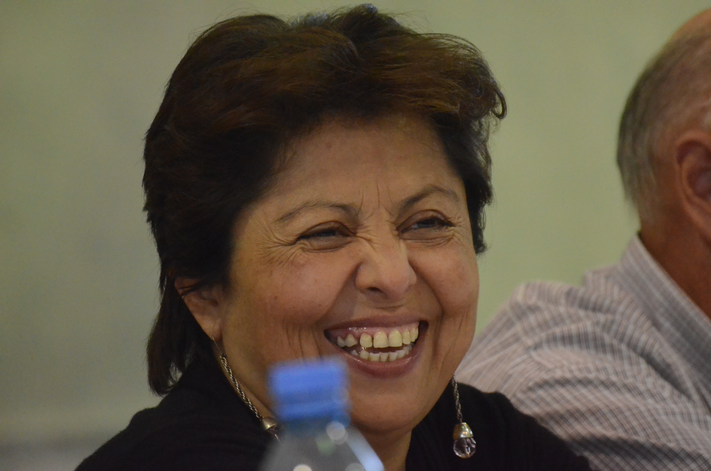 Navarro calificó a Yauhar de “anti Comodoro”