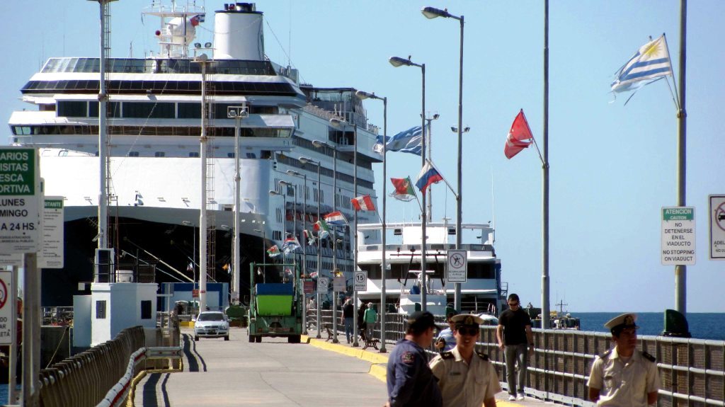 Amarraron simultáneamente dos cruceros en Madryn