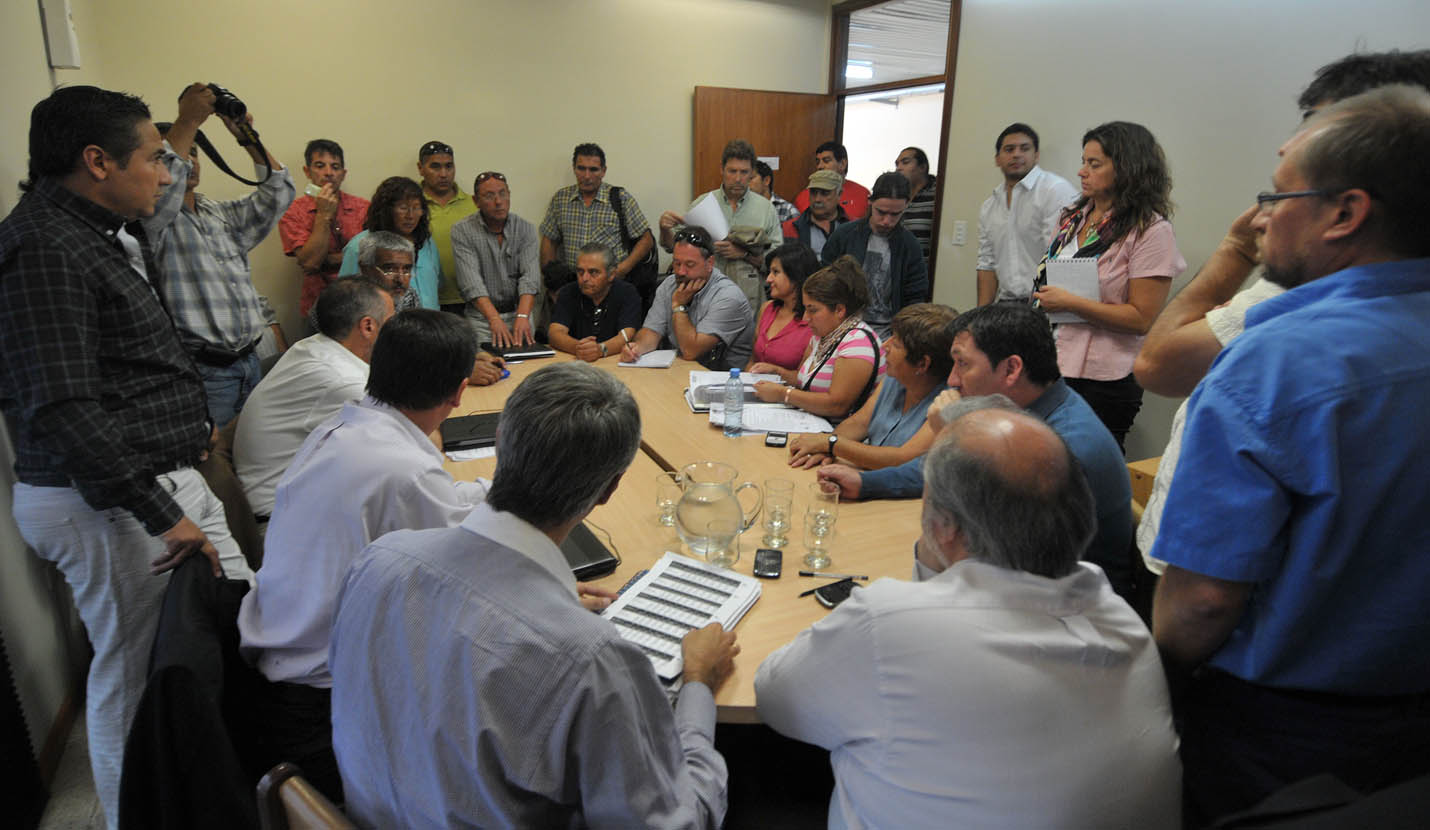 Mejoran la oferta a los auxiliares de la educación