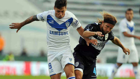 Velez goleó a Gimnasia en Liniers