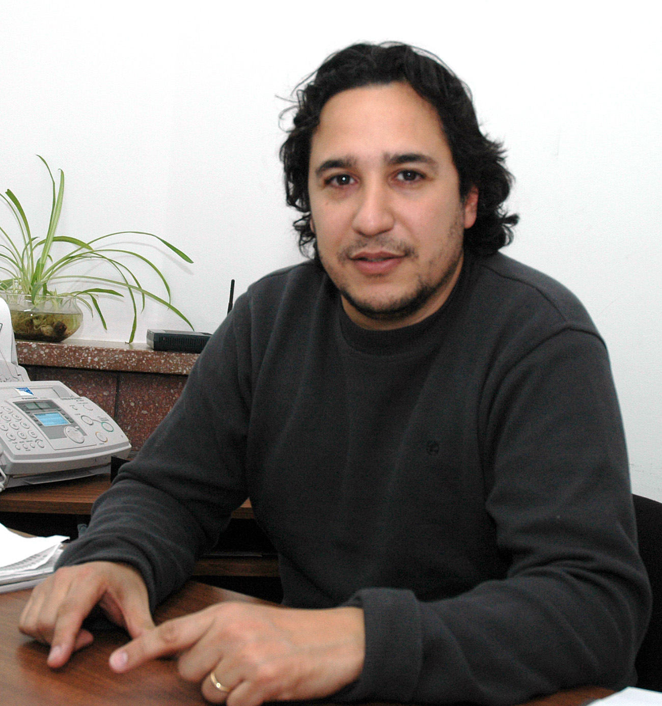 Combina: «Los padres deben mandar sus hijos a las escuelas»