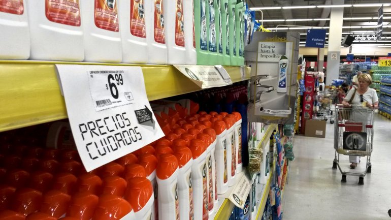 UIA y Uocra piden sostener los «Precios Cuidados»