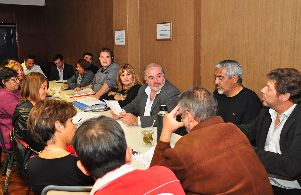 Auxiliares de Educación avanzan en el Convenio Colectivo
