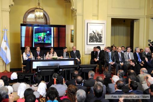 Cristina anunció que se va a combatir la precarización laboral