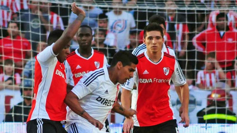 Los arqueros, lo mejor en Estudiantes-River