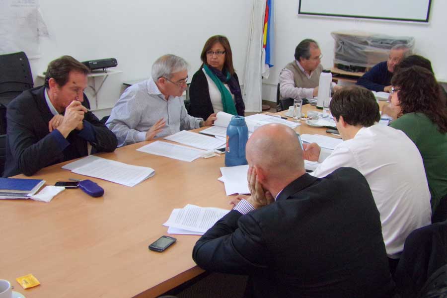 Analizan cambios para otorgar terrenos