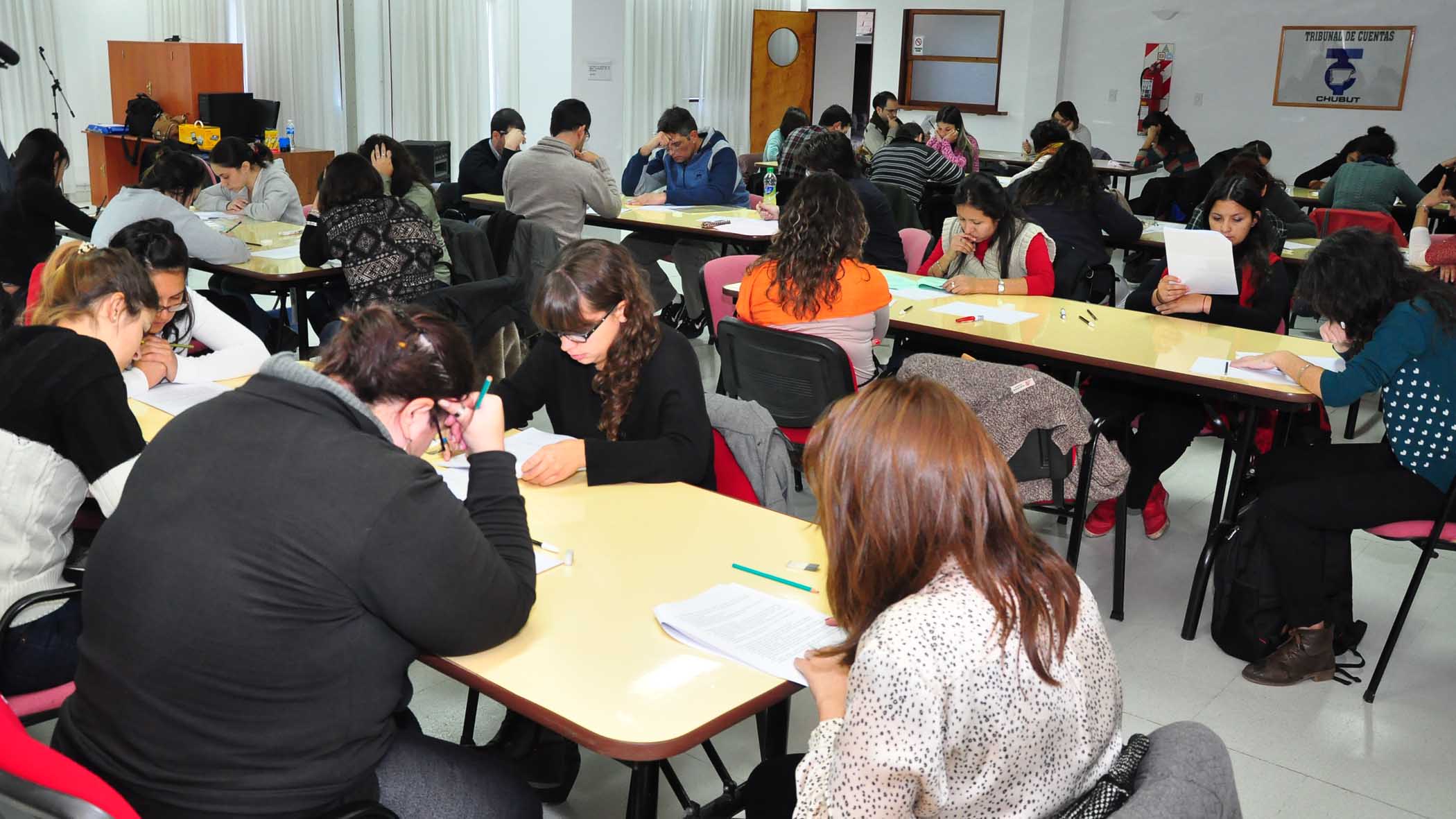 Se sumarán 54 médicos a los hospitales de Chubut