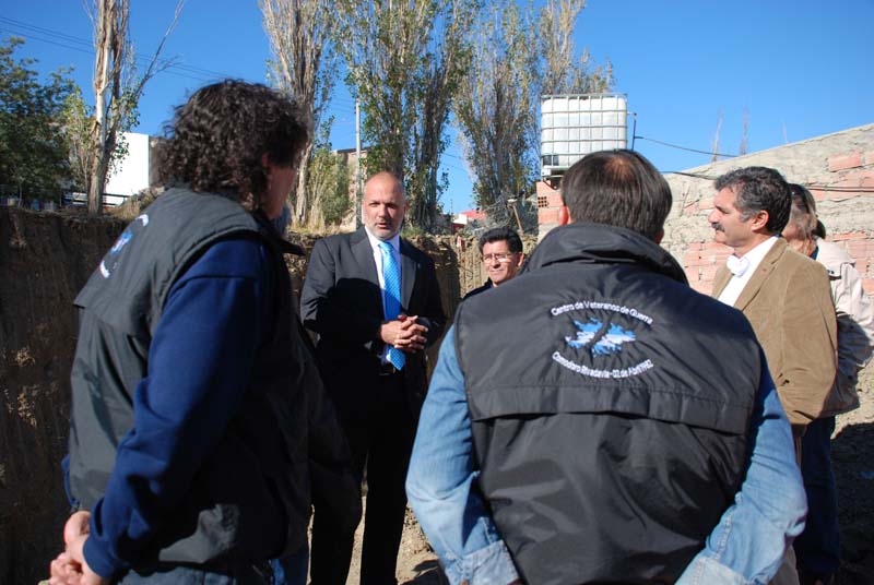 Buzzi estuvo con excombatientes de Malvinas