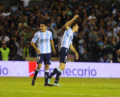 Vibrante 3-3 entre Racing y Estudiantes