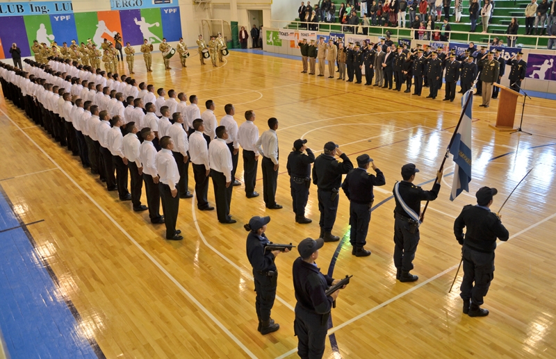 Inicio de ciclo lectivo policial suma 93 aspirantes en Comodoro